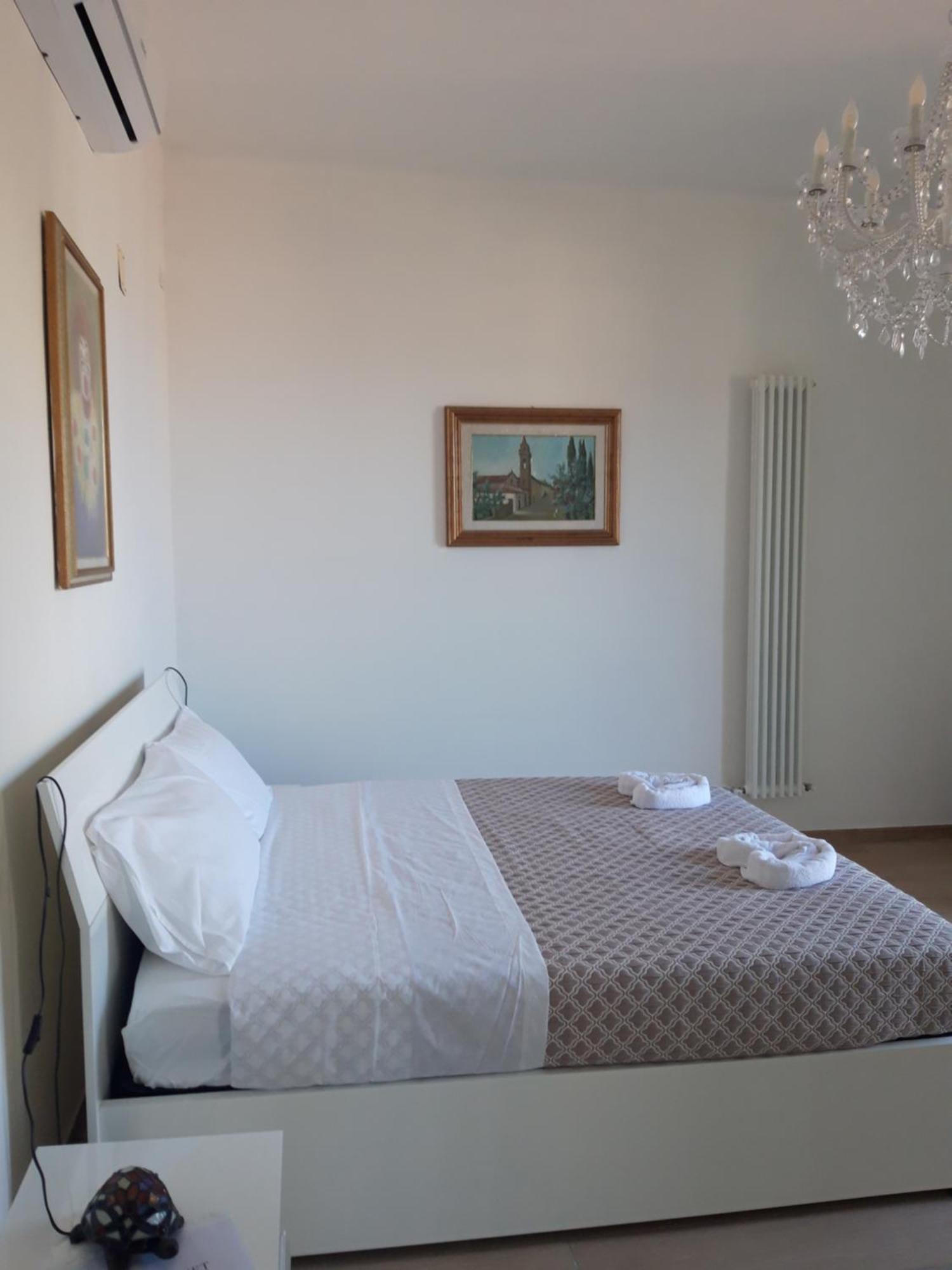 La Mimosa Di Andrea Apartment ลาสเปเซีย ภายนอก รูปภาพ